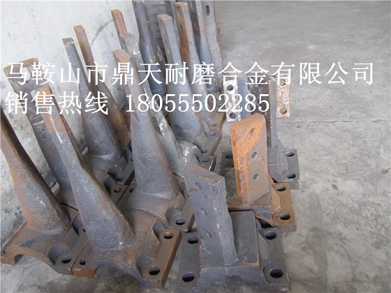 韶關(guān)新宇750強制式攪拌機端襯板、中葉片、側拌葉廠(chǎng)家直銷(xiāo)