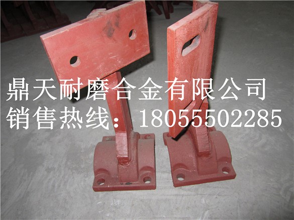 山東建科強(qiáng)制式攪拌機(jī)底襯板、山東建科側(cè)葉片、攪拌臂價(jià)格